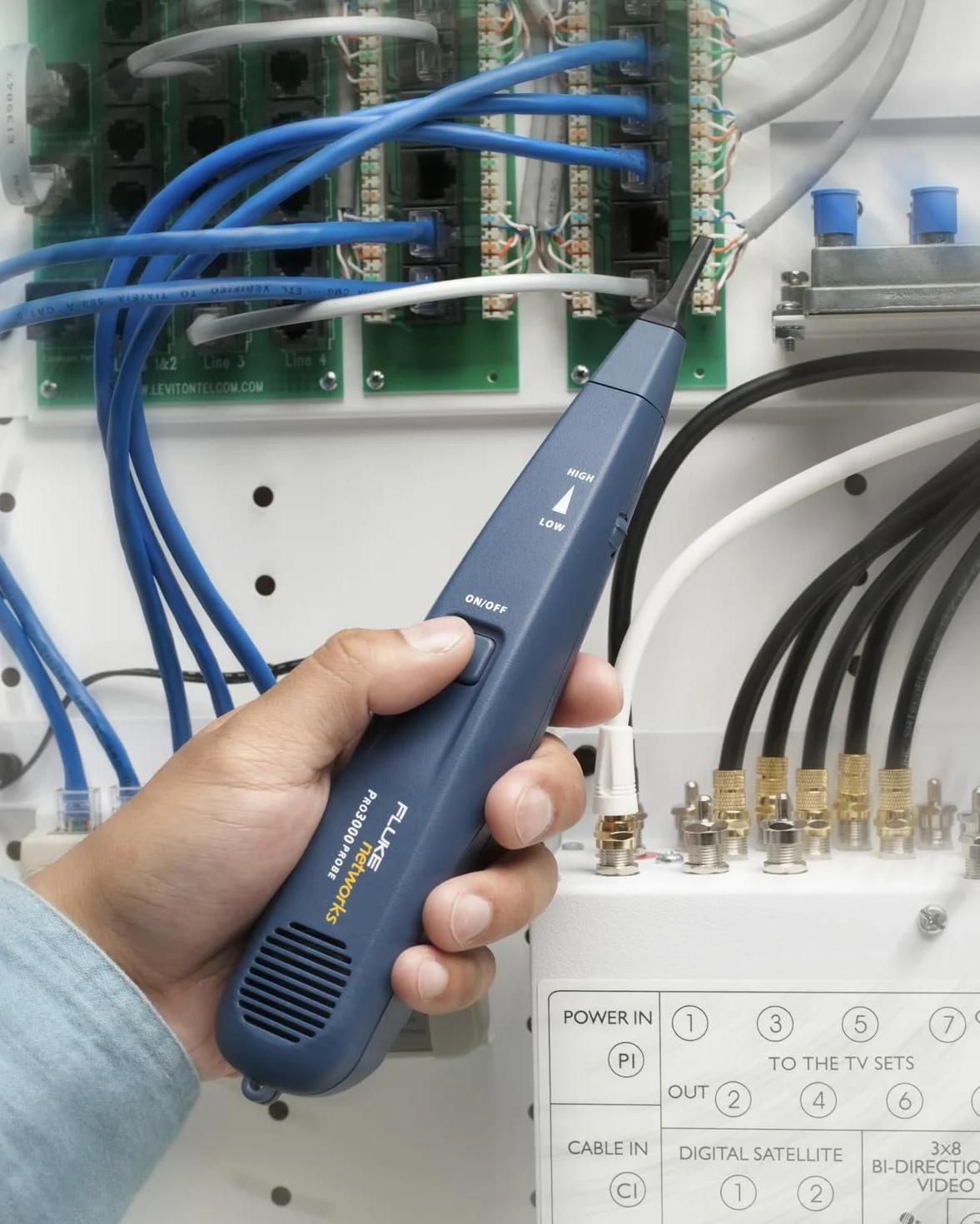 Fluke Networks 26000900 Pro3000 Tongenerator- und Sonde Kit