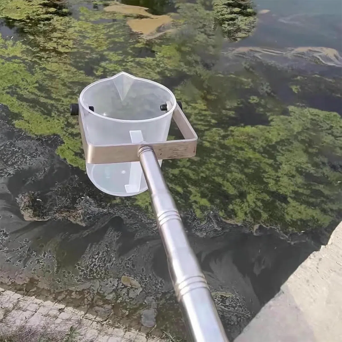 Ausziehbarer Wasserprobenentnahmestab mit abgestuftem Dipperbecher, 500/1000 ml Fassungsvermögen, ideal für Schlammproben, verstellbar, 1,5–7 m Länge, 500 ml