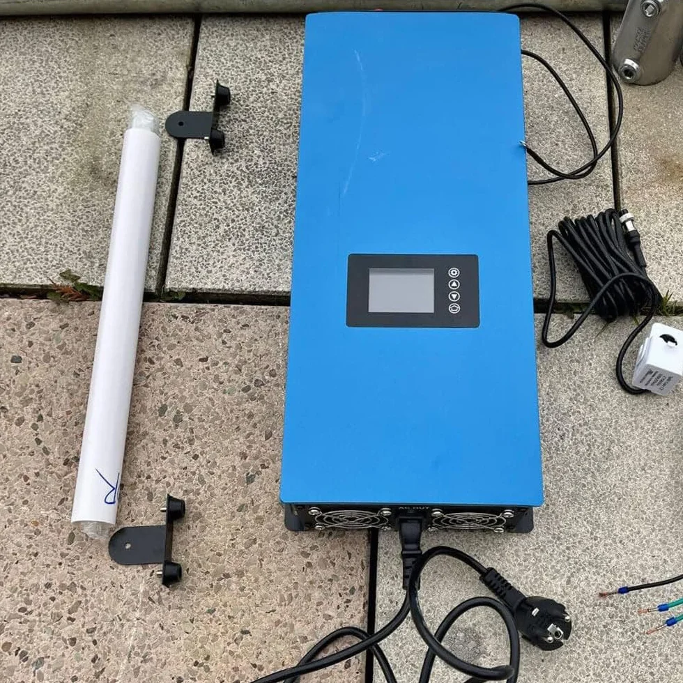 Netzgekoppelter Wechselrichter 1000W DC 22-65V auf AC 230V für Windturbinen mit Lastwiderstand-Set, Reine Sinuswelle, EU-Stecker, mit 24V/48V AC Windgeneratoren (1KW)