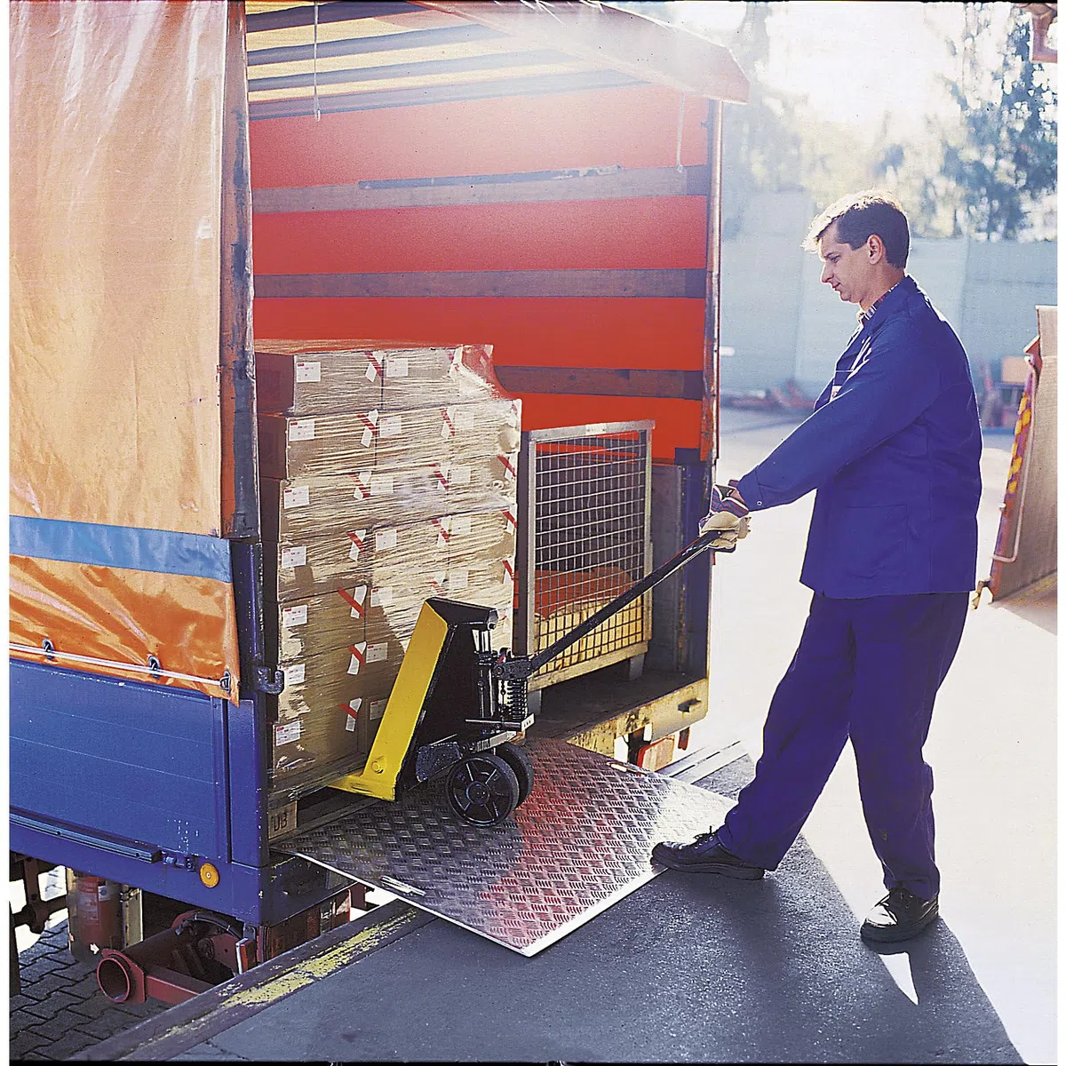 kaiserkraft | Überfahrbrücke | mobil | Tragfähigkeit 600 kg | Überfahrlänge 750 mm