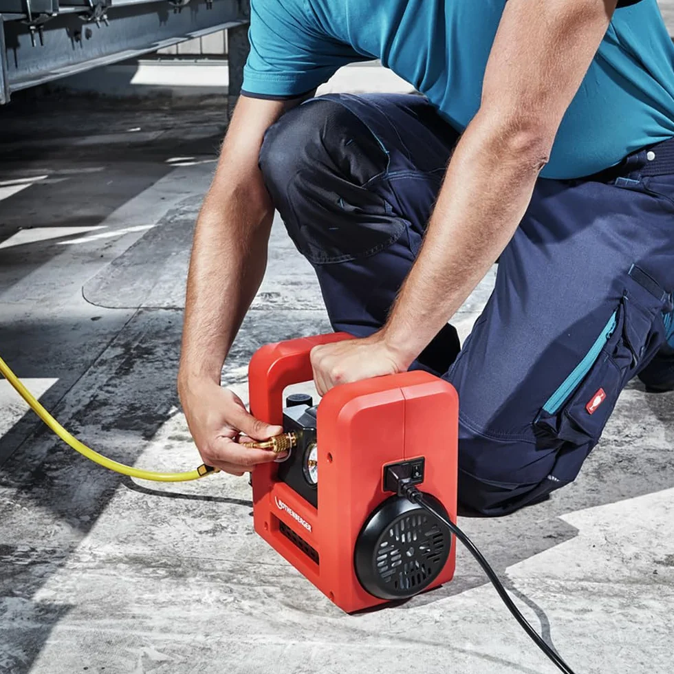 ROTHENBERGER ROAIRVAC R32 1.5 Zweistufige Drehschieberpumpe, 0-42 l/Min, 230V, 50/60Hz | 1000002399 | Vakuumpumpe